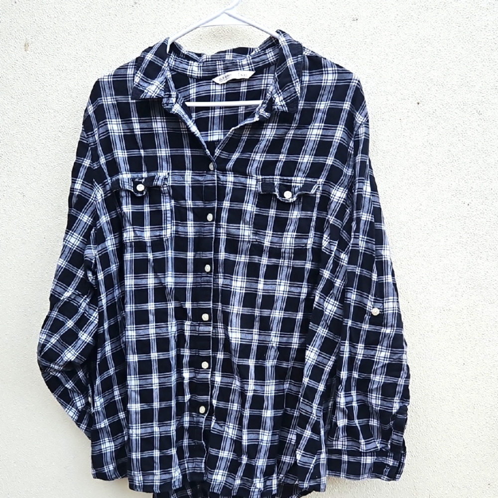 Old Navy Black and White Checkered Shirt
